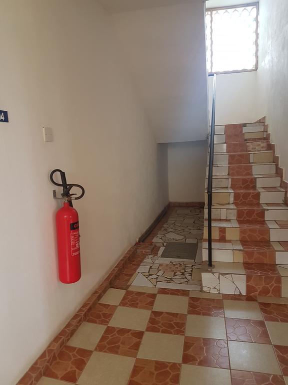 Golden Guest House- Miritini Mombasa Exterior photo
